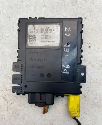 Volkswagen PASSAT B6 Steering angle sensor 3C0953549L 05113842 01101063450057