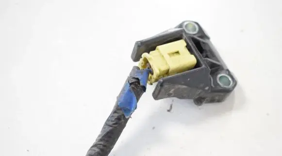 Subaru Legacy Airbag deployment crash/impact sensor 98231AG020
