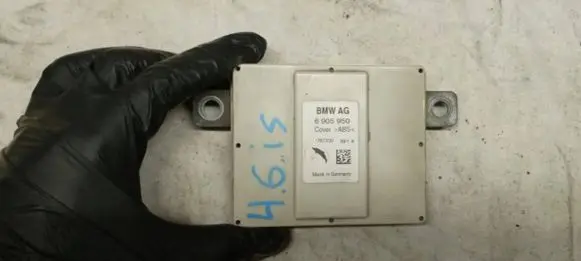 BMW X5 E53 Antenna control unit 6905950