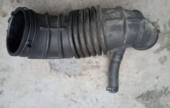 Hyundai Santa Fe Air intake hose/pipe