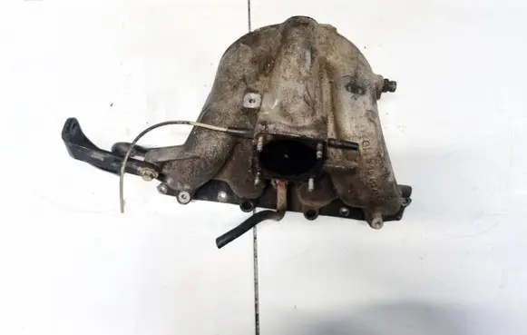 Opel Omega B1 Intake manifold 90412456