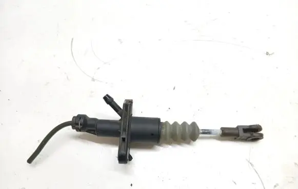 Saab 9-5 Clutch slave cylinder 90578431
