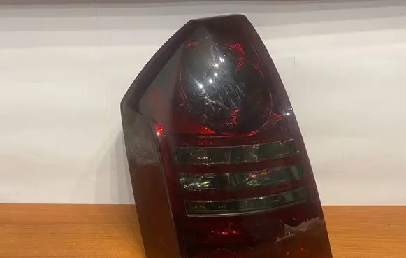 Chrysler 300C Rear/tail lights
