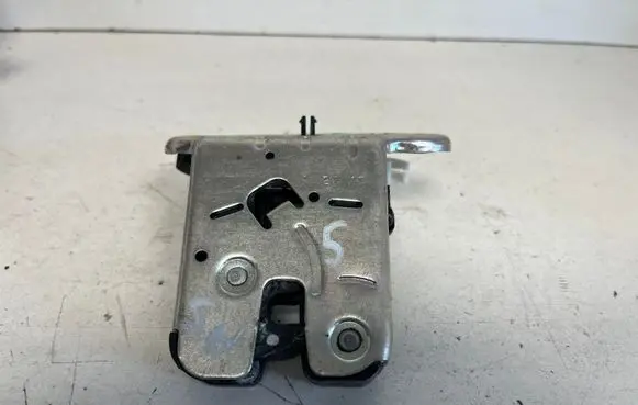 Audi A5 Sportback 8TA Tailgate/trunk/boot lock/catch/latch 8R0827505