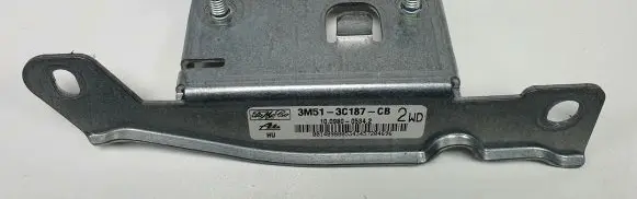 Volvo C70 Radiator mount bracket 3M51-3C187-CB