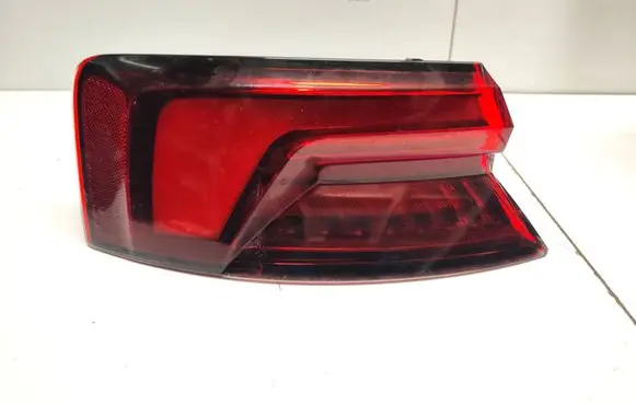 Audi A5 Rear/tail lights 8W6945091H 636029