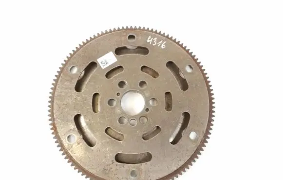 BMW Z4 E89 Dual mass flywheel 7548102