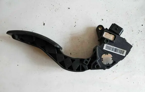 Renault Megane III Accelerator throttle pedal 180020022R
