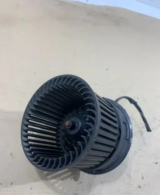Citroen C3 Picasso Heater fan/blower T1000588K 7075205008