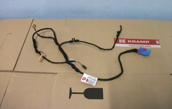 Audi A1 Front door wiring loom 8X0971036M