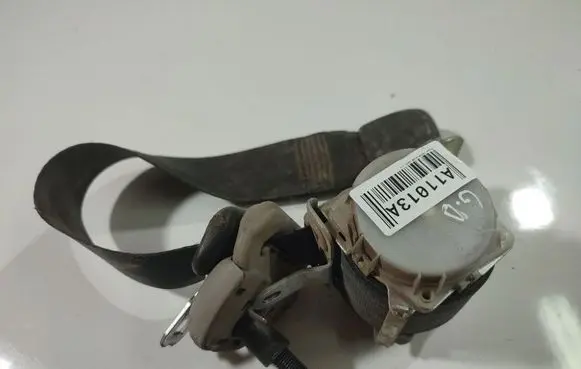 Nissan Pathfinder R51 Rear seatbelt 068285