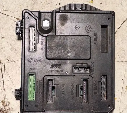 Renault Fluence Other control units/modules 284B10258R S180180050 A12276
