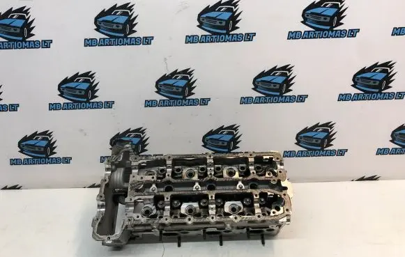 Mercedes-Benz E W212 Engine head A6420100721