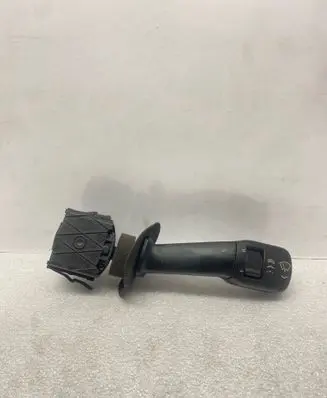 BMW 5 E39 Wiper control stalk 8352013 01200900 PA66MX40