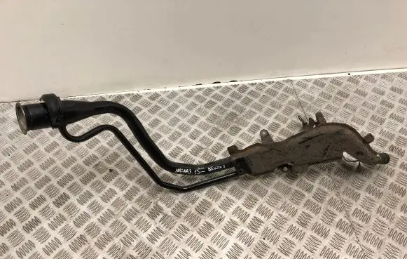 Mazda 3 III Fuel tank filler neck pipe 