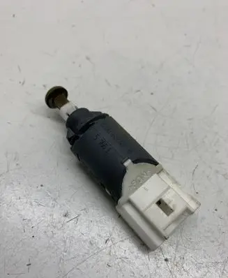 Renault Scenic II - Grand scenic II Brake pedal sensor switch 8200168238B