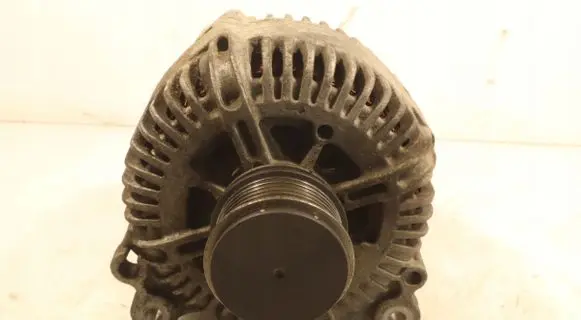 Volkswagen PASSAT B6 Generator/alternator 021903023L