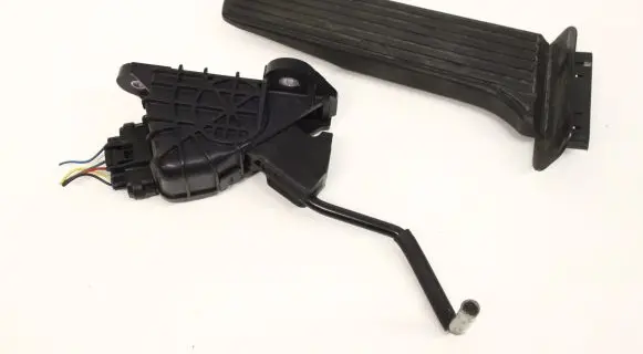 Lexus GS 300 350 430 450H Accelerator throttle pedal 7812030A50 1988003540