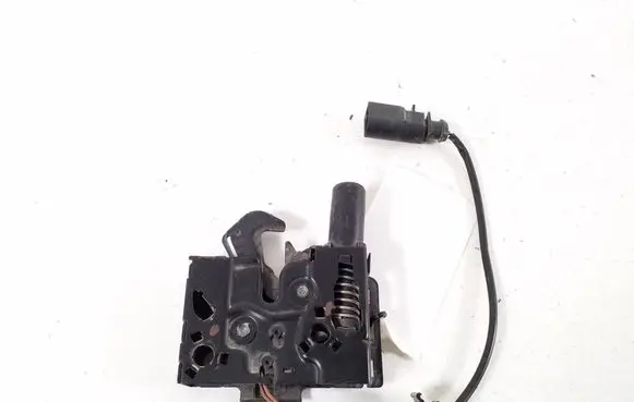 Porsche Cayenne (9Y0 9Y3) Engine bonnet (hood) release handle 9Y0823509A