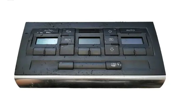Audi A4 S4 B7 8E 8H Climate control unit 8EO820043