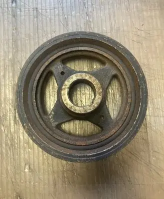 Nissan Qashqai Crankshaft pulley