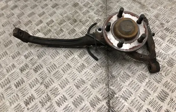Chrysler 300 - 300C Front wheel hub