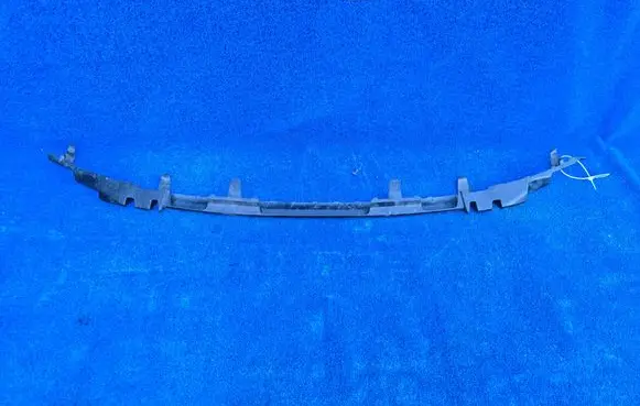BMW 5 G30 G31 G38 Front bumper foam support bar 7385287