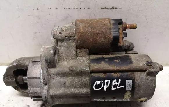 Opel Insignia A Starter motor 114341
