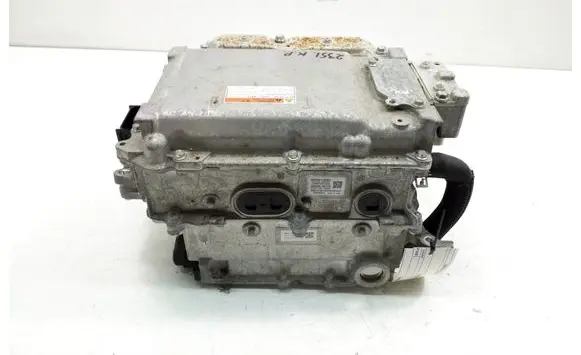 Lexus IS III XE30 Voltage converter inverter G920030132