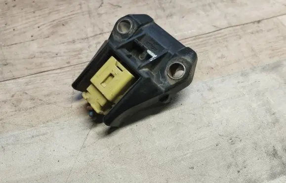 Subaru Outback Airbag deployment crash/impact sensor 98231AG020
