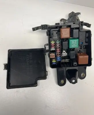 Lexus LS 430 Fuse box set