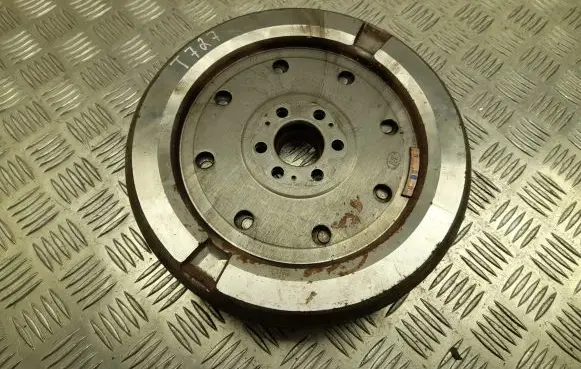 Skoda Superb B8 (3V) Flywheel 04L105266AB
