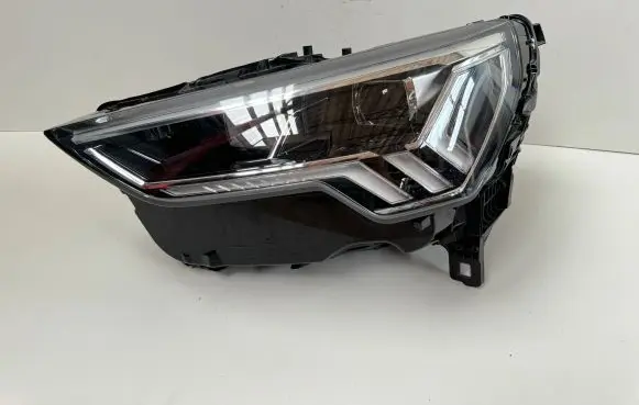 Audi Q3 F3 Headlight/headlamp 83A941033