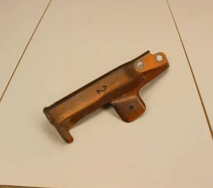 Nissan X-Trail T32 Fender mounting bracket