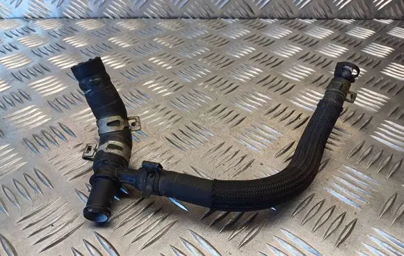 Engine coolant pipe/hose
