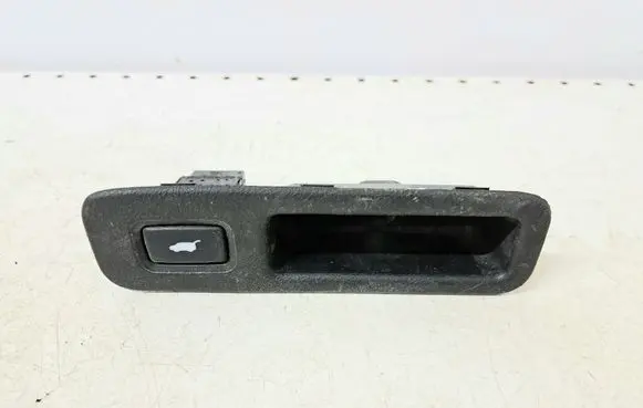 Honda Accord Tailgate/boot open switch button 