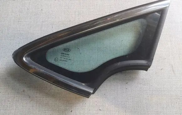 KIA Ceed Front triangle window/glass 86180