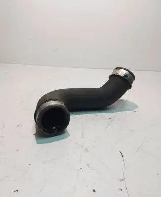 Mercedes-Benz E W210 Intercooler pipe mounting bracket 