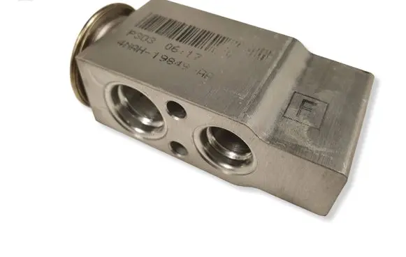 Nissan Navara D40 Air conditioning (A/C) expansion valve 