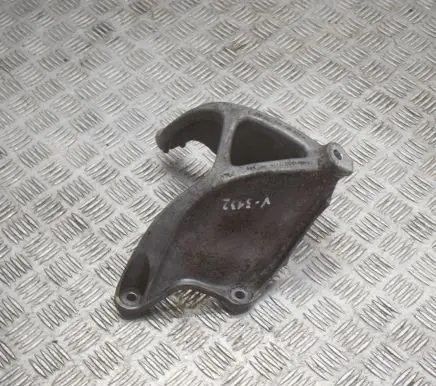 Audi A4 S4 B9 8W Engine mounting bracket 8W0199307F
