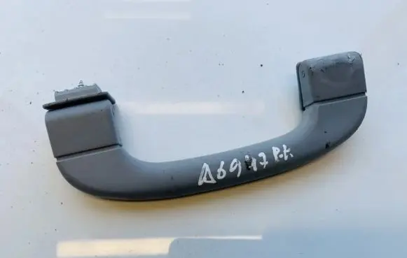 BMW 1 E81 E87 Front interior roof grab handle 9143516
