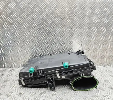 Mercedes-Benz E W238 Air filter box A6540900001