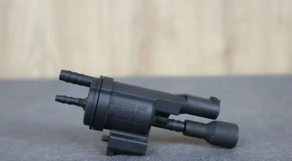 Mercedes-Benz CLK A209 C209 Turbo solenoid valve 0025401497 A0025401497