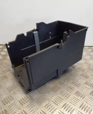 Ford Focus Battery box tray 