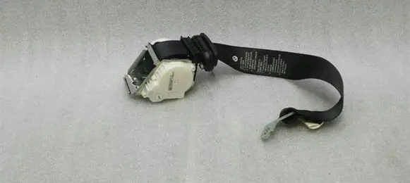 BMW 6 E63 E64 Rear seatbelt 7918753