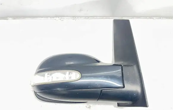 Mercedes-Benz Vito Viano W639 Front door electric wing mirror 232636044