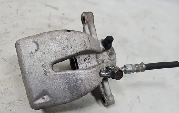 Toyota Corolla Verso AR10 Rear brake caliper