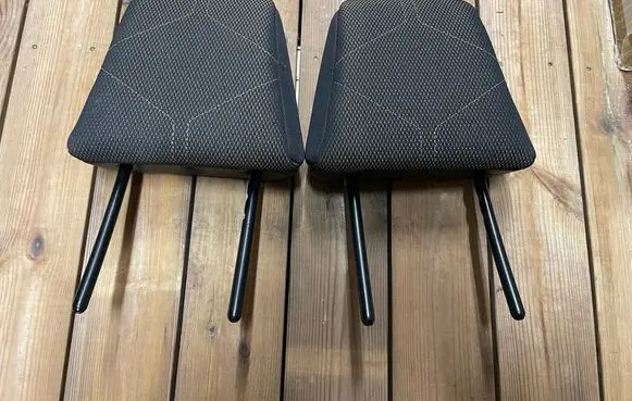 Citroen DS3 Front seat headrest DSV
