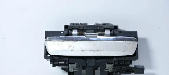 Audi A8 S8 D3 4E Rear door exterior handle 8H0959985B 4E1837885 4E0839885