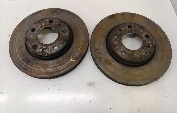 Dacia Duster II Front brake disc